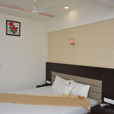 Hotel Darshan Rājula 外观 照片