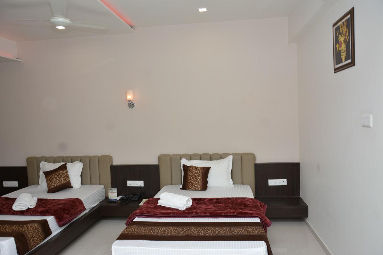 Hotel Darshan Rājula 外观 照片