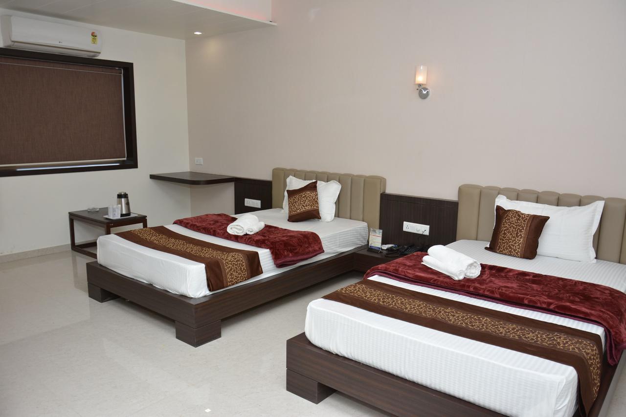 Hotel Darshan Rājula 外观 照片