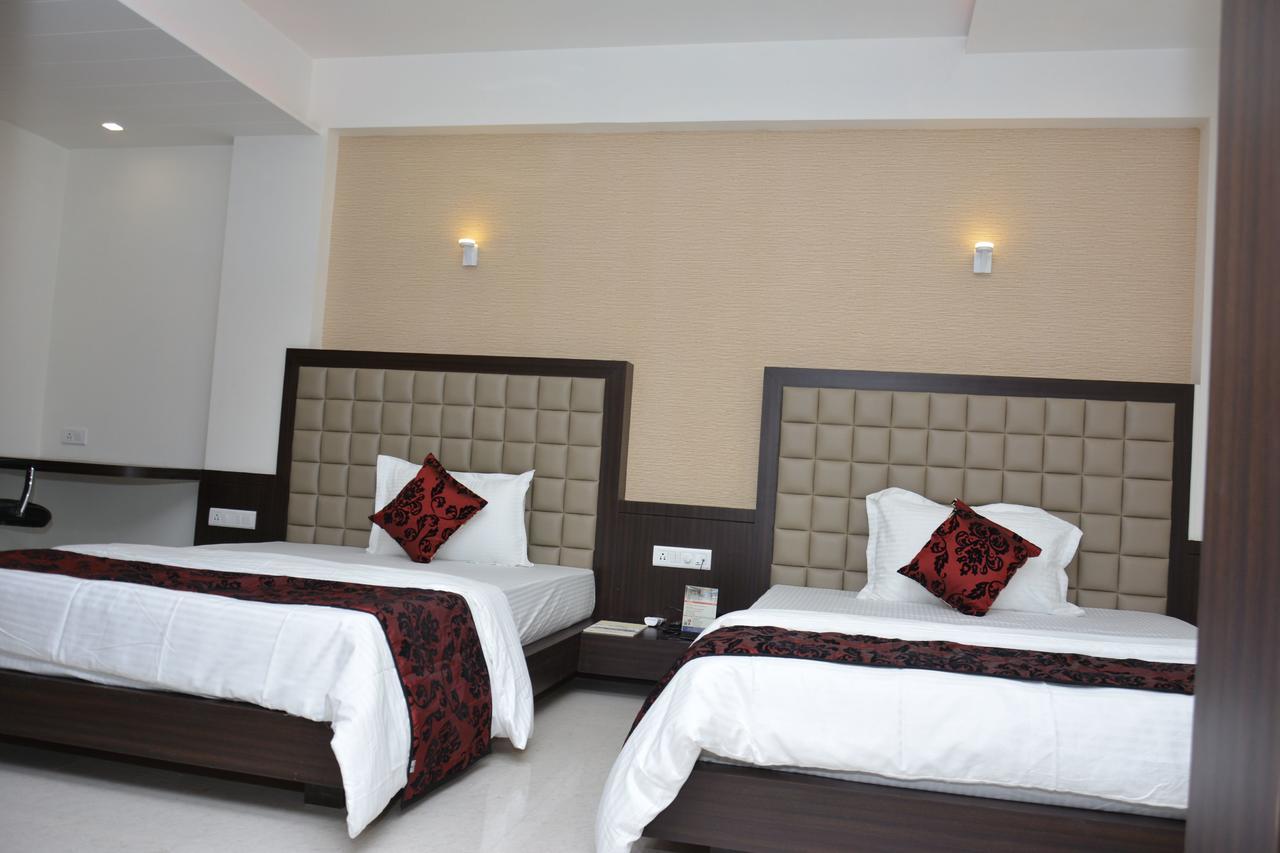 Hotel Darshan Rājula 外观 照片