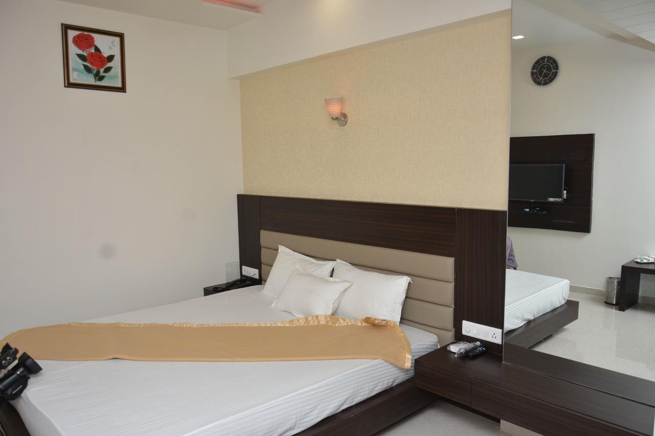 Hotel Darshan Rājula 外观 照片